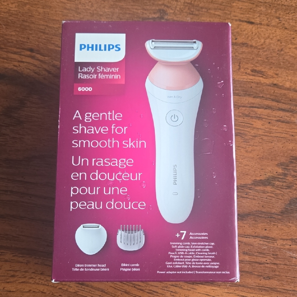 Philips Lady Shaver in Pink and White